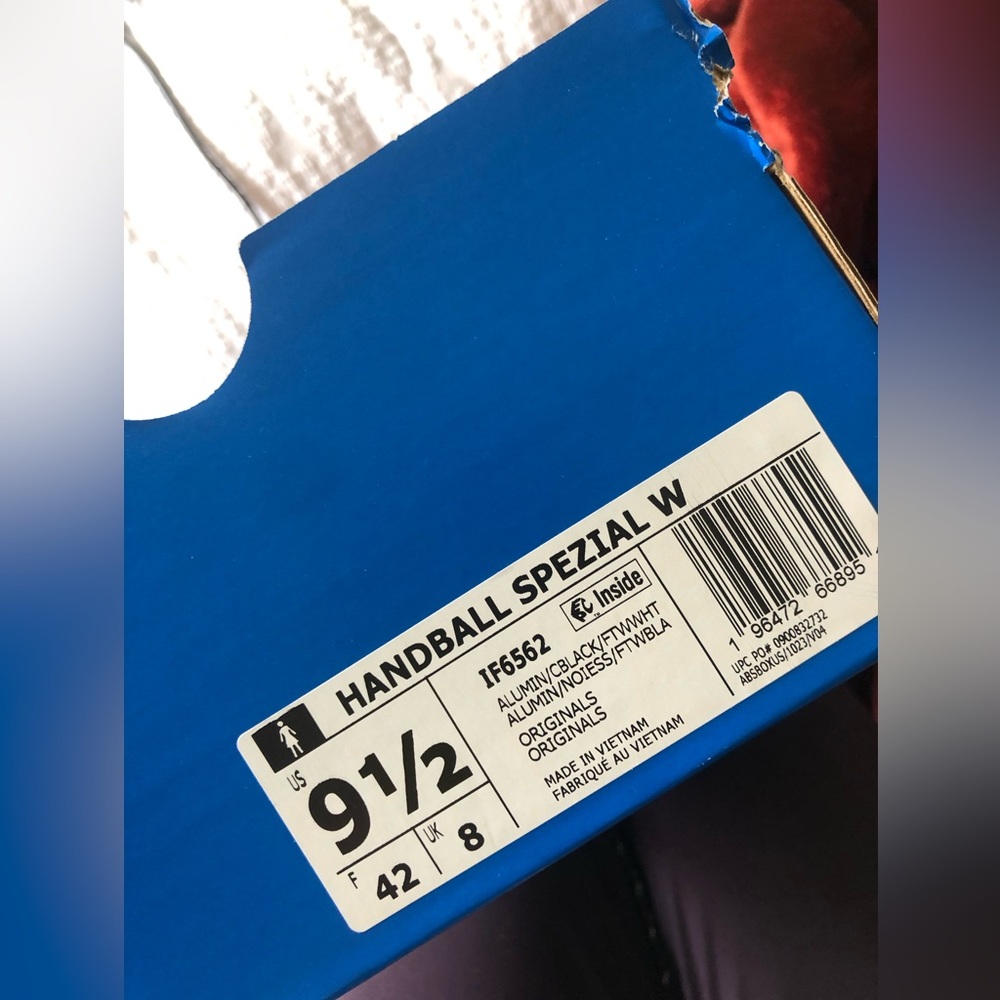 ADIDAS Handball Handball Spezial Aluminum & Black Suede Sneakers 7.5 or 9 NEW - Picture 8 of 8